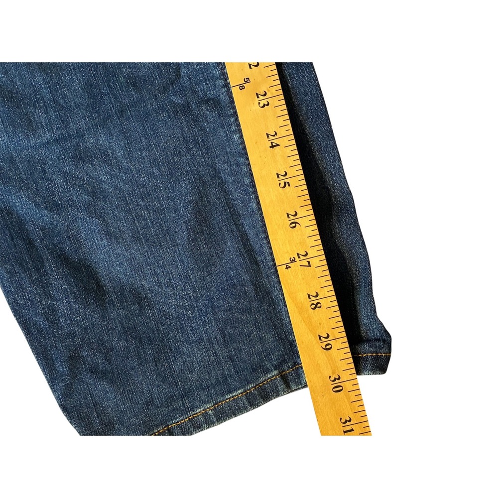 Cato Women's Distressed Cropped Capri Jeans Sz 22W Blue Stretch Denim Plus Size - Picture 3 of 6